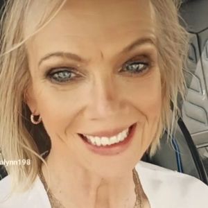 Meet your Posher, Becca